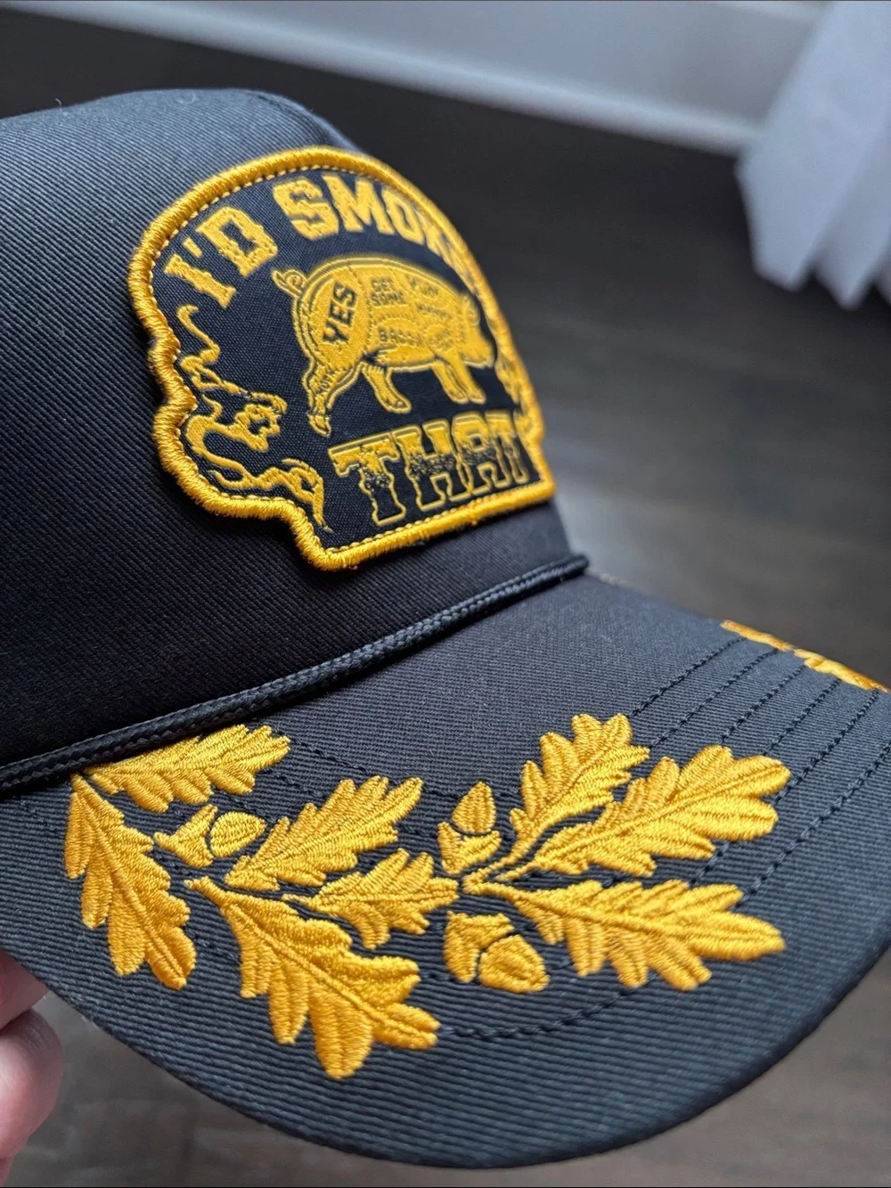 Grunt Style “I’D SMOKE THAT” pig  Embroidered  Logo Canvas/mesh snapback